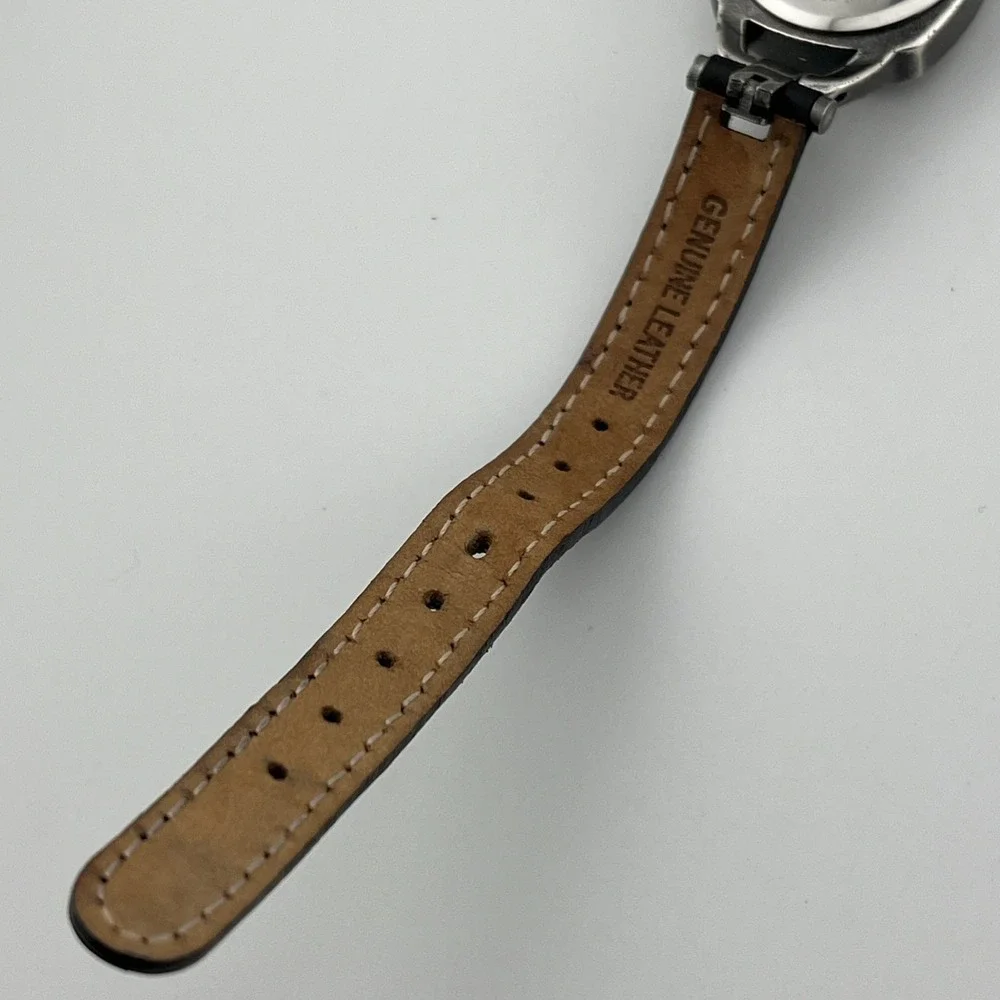 Eddie Bauer Watch Women 23mm Case Black Leather Band V8V181- New‎ Battery